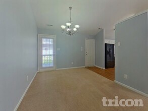 212 Brookstone Dr in Mount Holly, NC - Building Photo - Building Photo