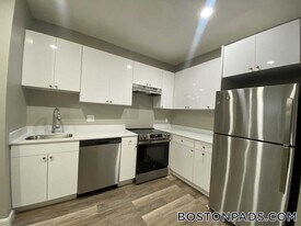 50 Evergreen St, Unit 18 in Boston, MA - Building Photo