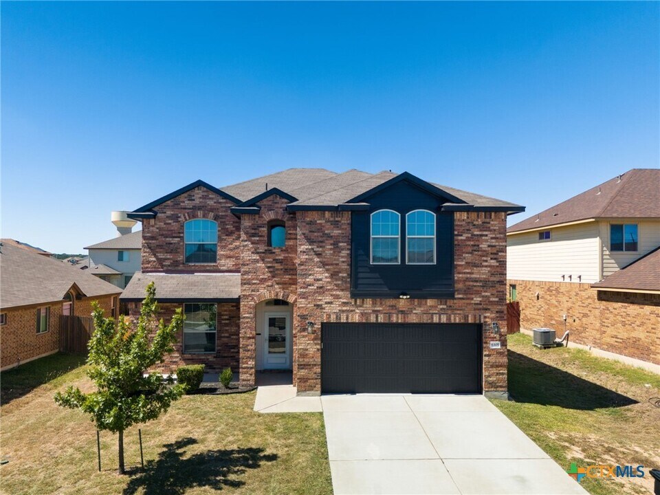 6305 Creek Land Rd in Killeen, TX - Building Photo