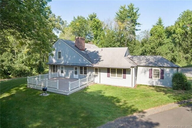 920 Redding Rd in Fairfield, CT - Building Photo - Building Photo