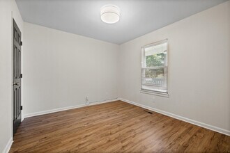 306 Ave B in Knoxville, TN - Building Photo - Building Photo