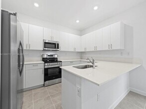 1526 SE 27th Rd in Homestead, FL - Building Photo - Building Photo