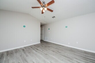 1323 Dover Dr in Kissimmee, FL - Building Photo - Building Photo