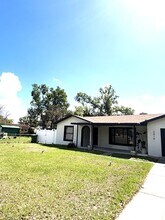 2416 Ave B SW in Winter Haven, FL - Building Photo - Building Photo