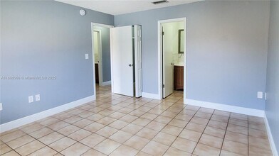 7259 W 24th Ave in Hialeah, FL - Building Photo - Building Photo