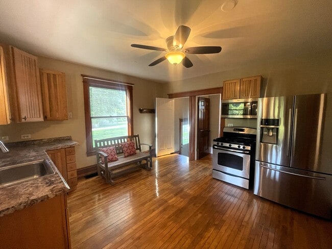 property at N1087 Cobblestone Rd