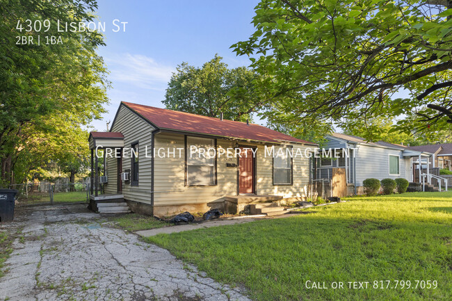 4309 Lisbon St in Fort Worth, TX - Building Photo - Building Photo
