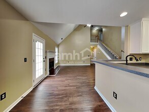 11 Bittercrest Ct in Simpsonville, SC - Building Photo - Building Photo