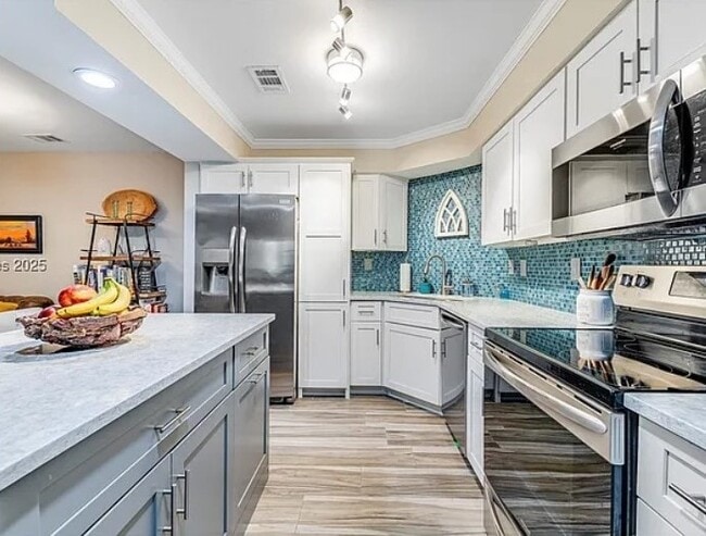 property at 380 Marshland Rd
