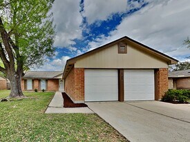 14114 Fleur De Lis Blvd, Unit 2 Bedroom + Den (The Victoria) 0346 in Cypress, TX - Building Photo