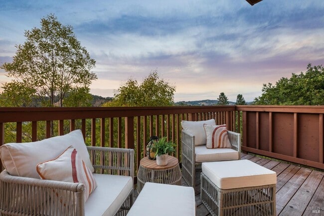 844 Arlene Way in Novato, CA - Building Photo - Building Photo