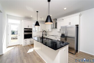 212 Avenda Ln in Midlothian, VA - Building Photo - Building Photo