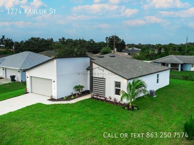 1774 Karluk St in North Port, FL - Building Photo - Building Photo