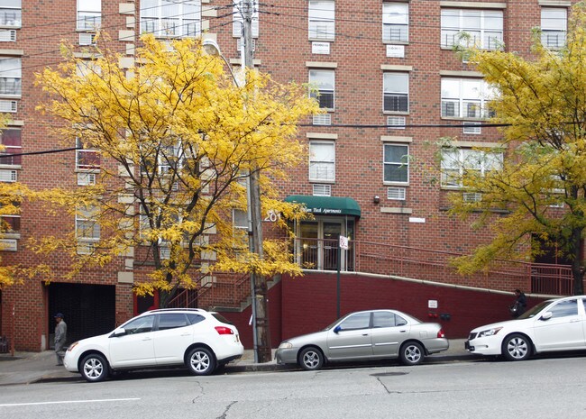 William Tieck Apartments in Bronx, NY - Foto de edificio - Building Photo