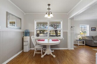705 Phillips St in Cleburne, TX - Building Photo - Building Photo