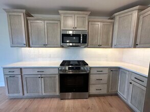 5317 Makana Ln in Columbia, MO - Building Photo - Building Photo