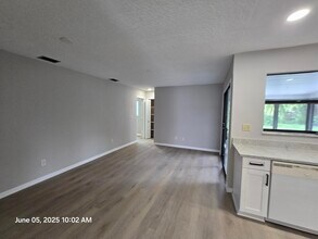 427 SE Galleon Ln in Port St. Lucie, FL - Building Photo - Building Photo