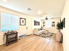 27221 Buckaroo Cir in Menifee, CA - Building Photo - Building Photo