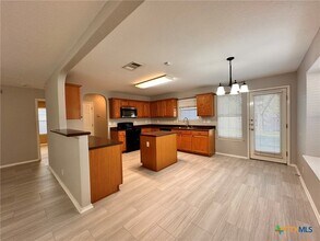 2384 Medina Dr in New Braunfels, TX - Building Photo - Building Photo