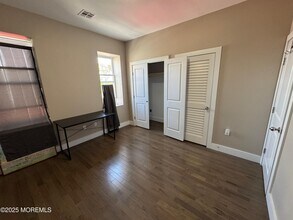 273 16th Ave in Newark, NJ - Building Photo - Building Photo