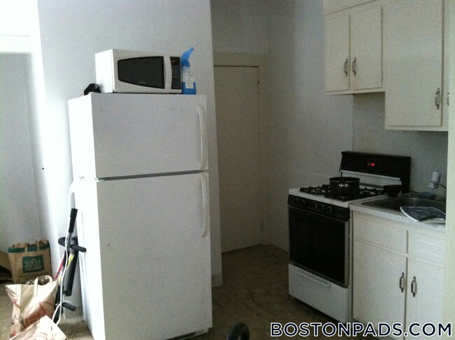 property at 7 Elmer St