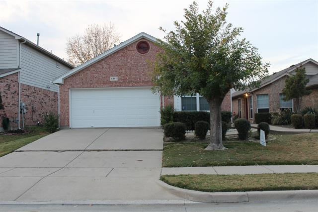 6361 Geneva Ln in Fort Worth, TX - Building Photo