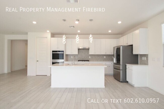 3037 W la Mirada Dr in Phoenix, AZ - Building Photo - Building Photo
