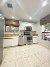5859 Fox Hollow Dr in Boca Raton, FL - Building Photo - Building Photo