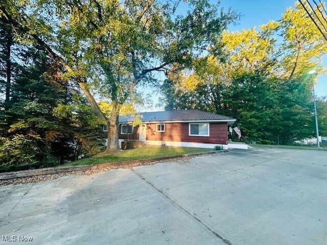 3071 E Waterloo Rd in Akron, OH - Building Photo