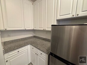 WEST 72 STREET in New York, NY - Building Photo - Building Photo