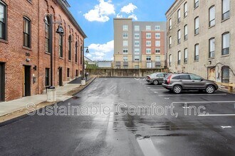 205 Summer St in Worcester, MA - Building Photo - Building Photo