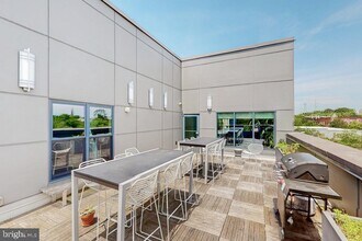 301 McMechen St in Baltimore, MD - Building Photo - Building Photo