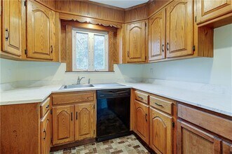 650 Grove St in Woonsocket, RI - Building Photo - Building Photo