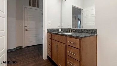 302 13th St S, Unit 611 in Birmingham, AL - Building Photo - Building Photo