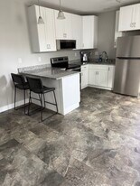 406 W Pine St in Selinsgrove, PA - Building Photo