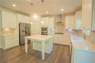 5240 Loring St in Cumming, GA - Building Photo - Building Photo