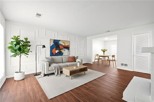 151 Old Ferry Way in Roswell, GA - Building Photo