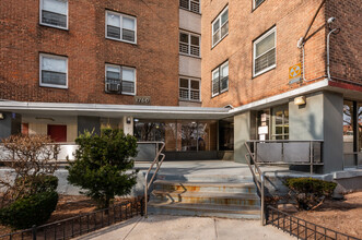 Rosedale Gardens I in Bronx, NY - Building Photo - Building Photo