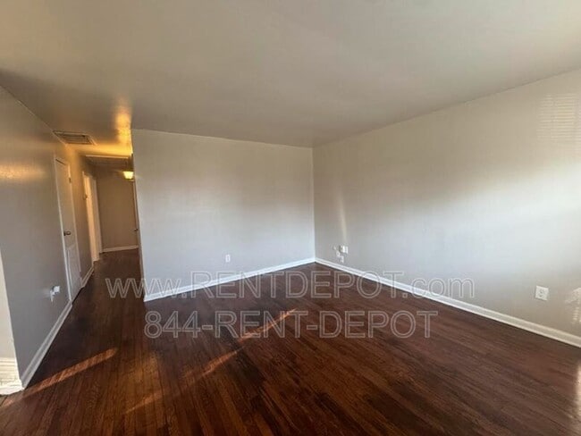 720 Sweetser Ave in Evansville, IN - Building Photo - Building Photo