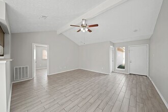 7227 Colima Dr in Houston, TX - Building Photo - Building Photo