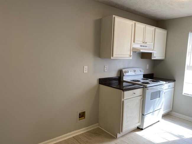 35 Countryside Dr in Jackson, TN - Building Photo - Building Photo