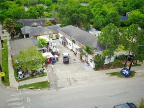 Former Washateria / Laundrymat and 8-Plex in Houston, TX - Building Photo - Building Photo