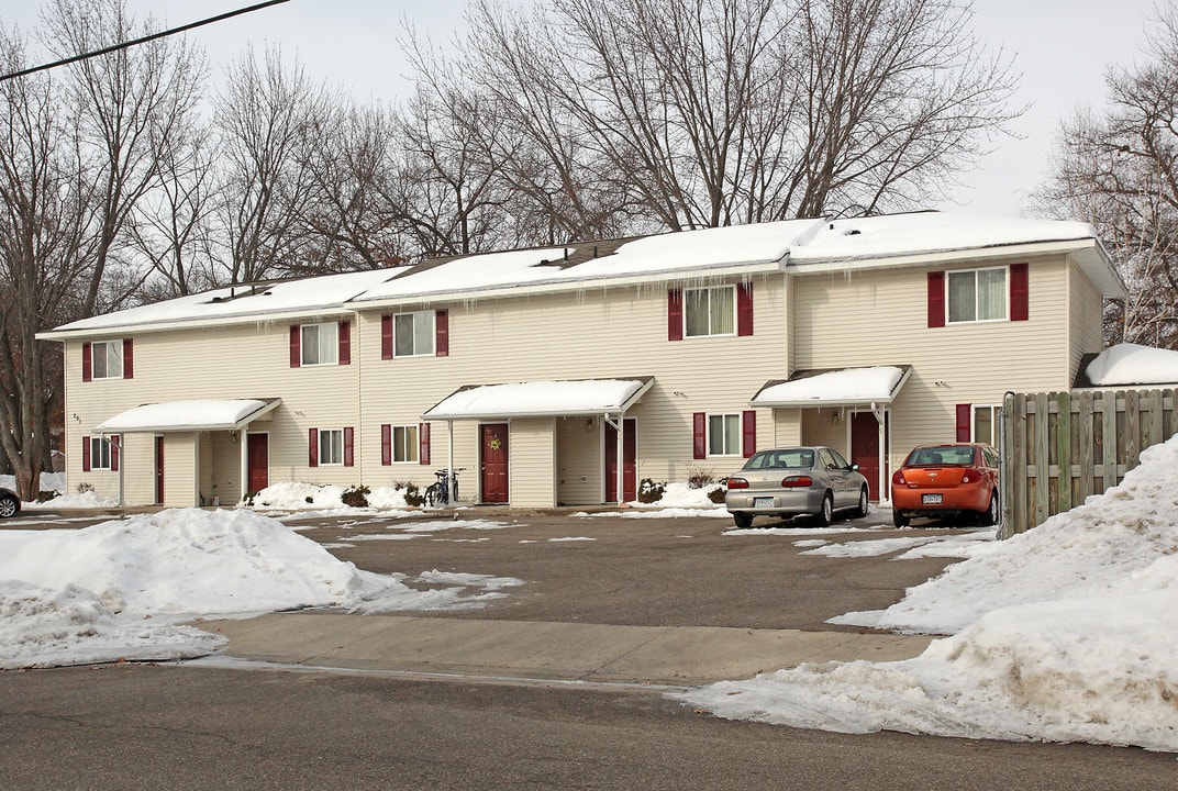 201 4th Ave N in Sartell, MN - Building Photo