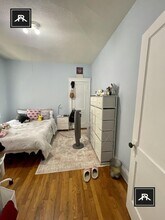 1560 Commonwealth Ave in Boston, MA - Building Photo - Building Photo