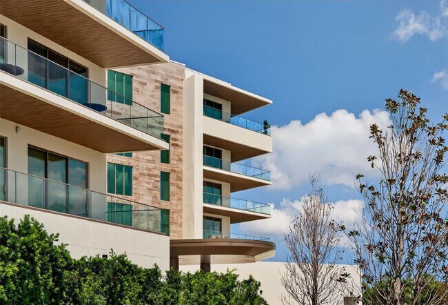 property at 1591 Gulf of Mexico Dr