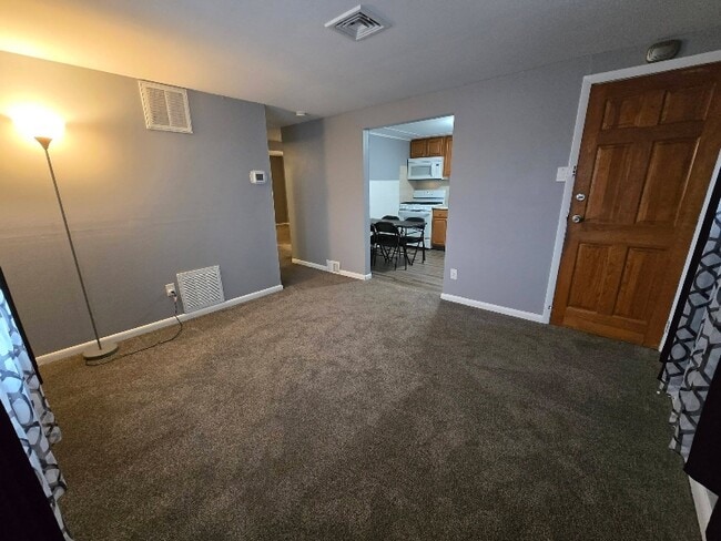 46 Washington Ave in Mt Ephraim, NJ - Foto de edificio - Building Photo