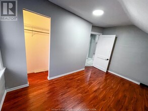 2267 Highland Ave in Windsor, ON - Building Photo - Building Photo