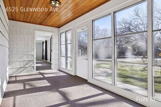 6525 Glenwood Ave in Golden Valley, MN - Building Photo - Building Photo