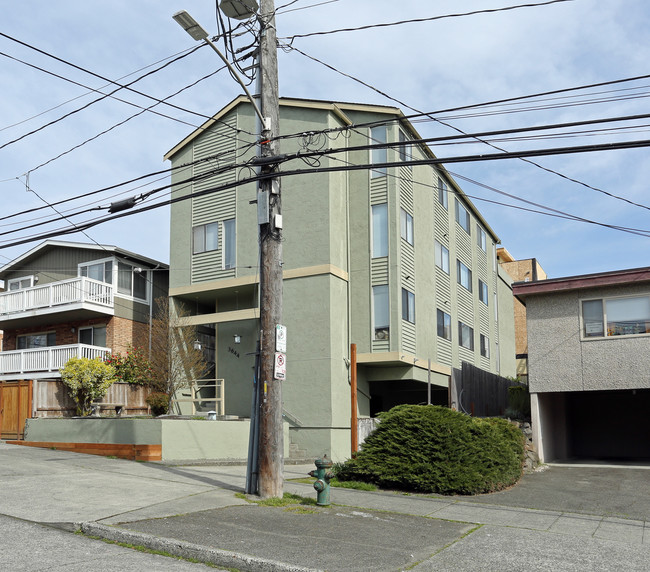 Sage Apartments in Seattle, WA - Building Photo - Building Photo