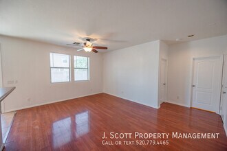3425 E Bartlett Dr in Gilbert, AZ - Building Photo - Building Photo
